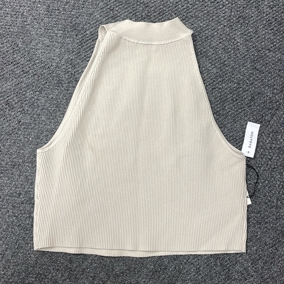 Babaton (Aritizia) Sculpt Knit Square neck Tank NWT Size 2X Matte Pearl Oatmeal - Picture 5 of 5